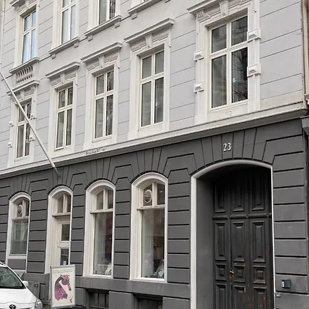 Psg 23 - Short * København